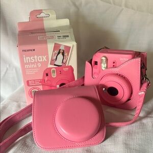 Fujifilm Instax Mini 9 Pink Camera Bundle
